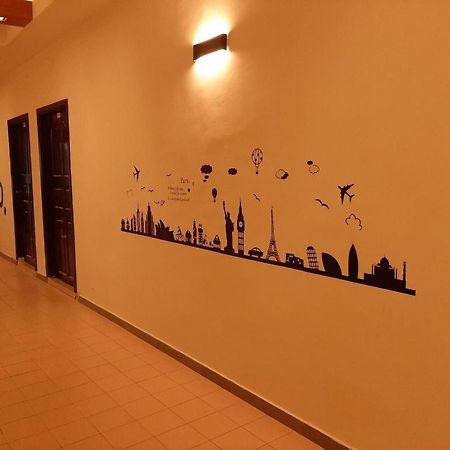 Halim Hotel Tanjung Pinang Εξωτερικό φωτογραφία