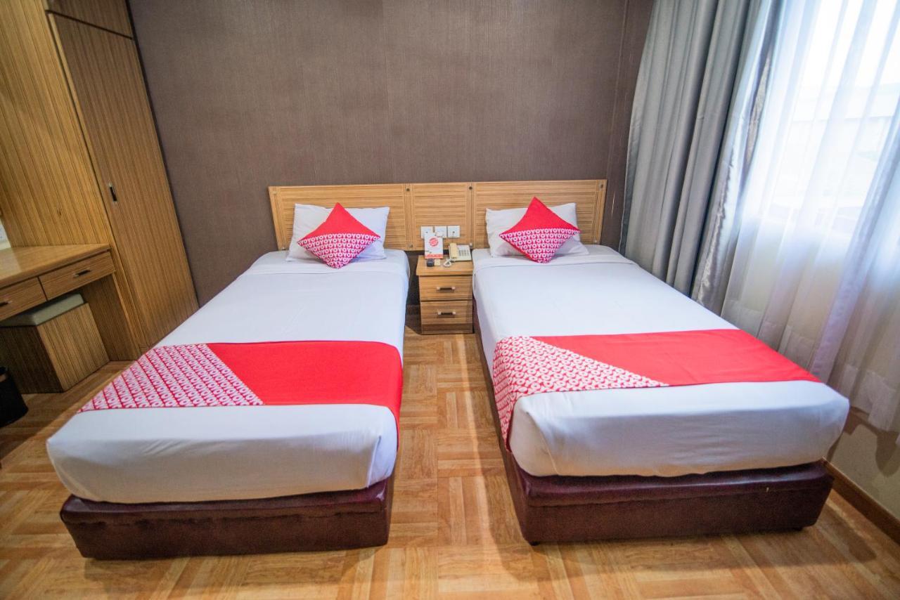 Halim Hotel Tanjung Pinang Εξωτερικό φωτογραφία