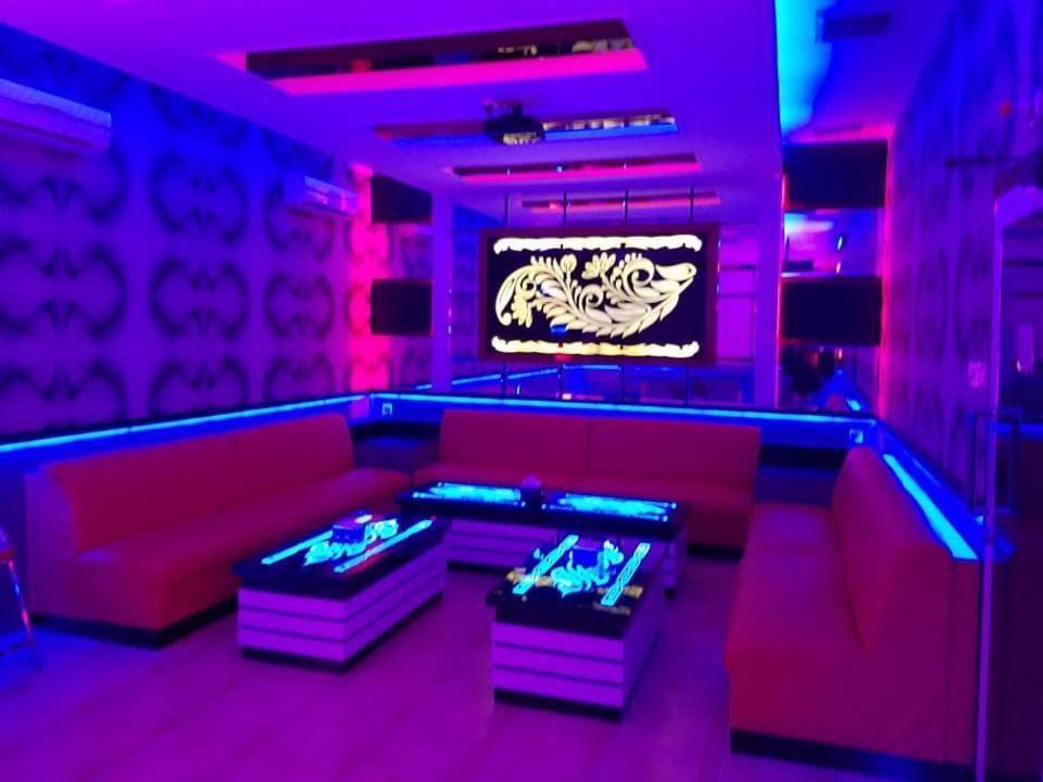 Halim Hotel Tanjung Pinang Εξωτερικό φωτογραφία