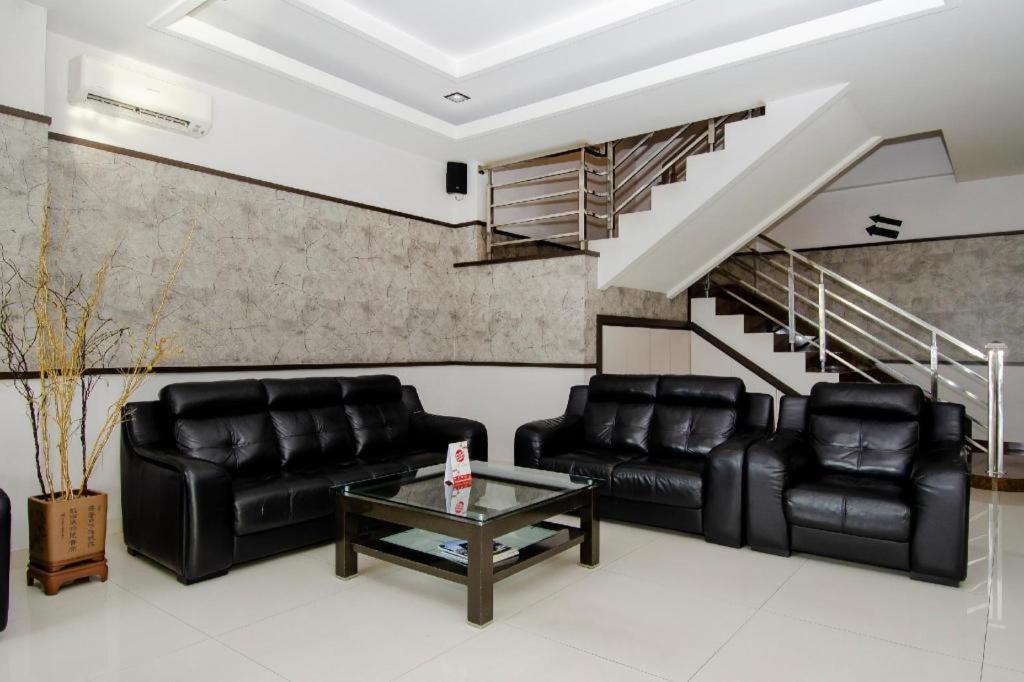 Halim Hotel Tanjung Pinang Εξωτερικό φωτογραφία