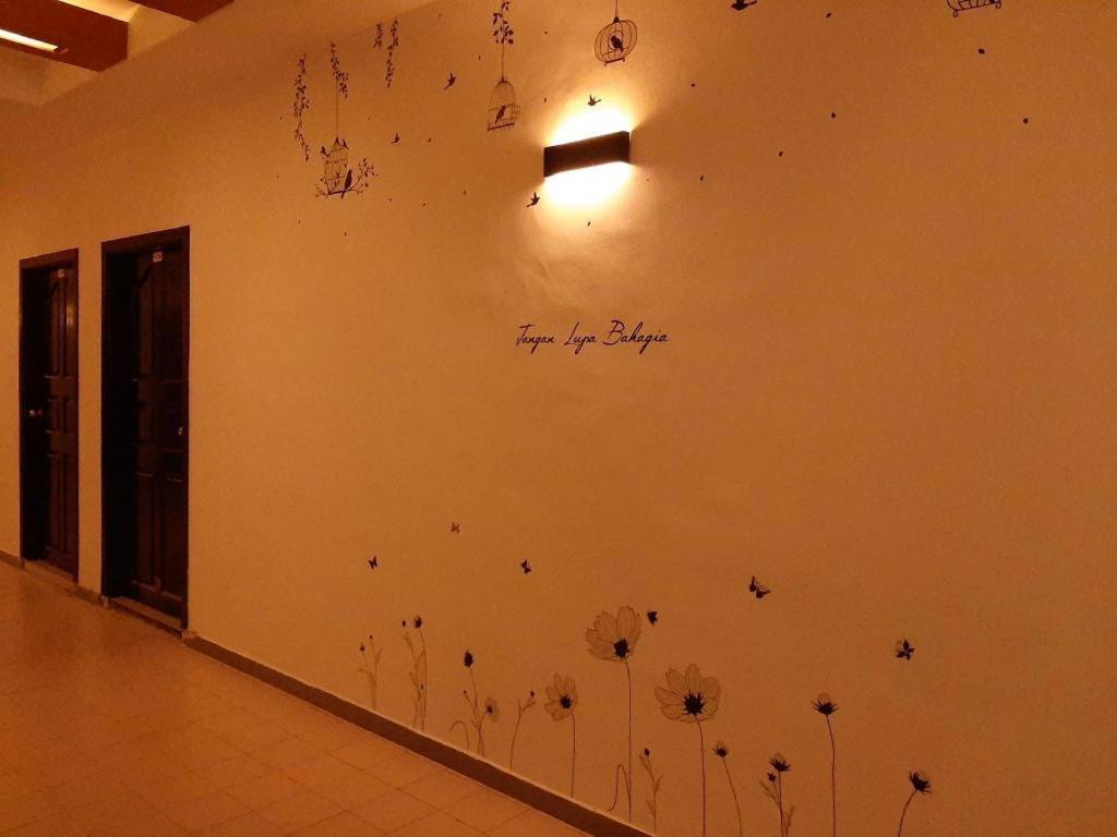 Halim Hotel Tanjung Pinang Εξωτερικό φωτογραφία
